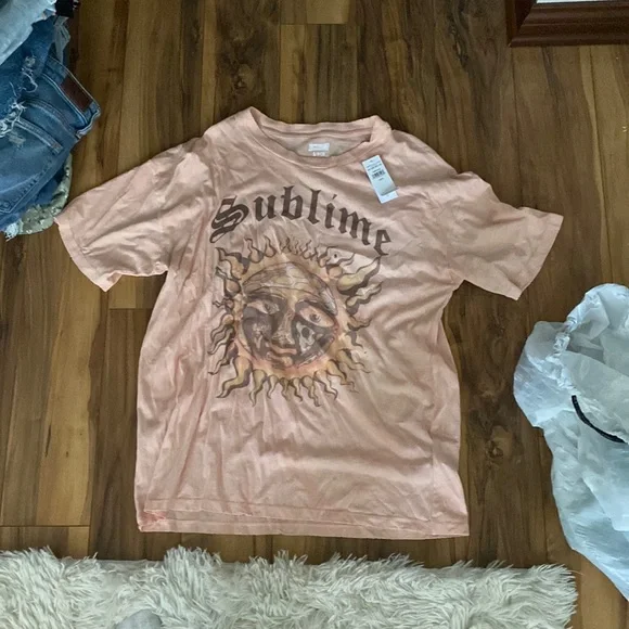outfitters sublime sun sublime band sublime shirt urban American Eagle Outfitters Tops Oversized American Eagle Sublime Tee  Poshmark